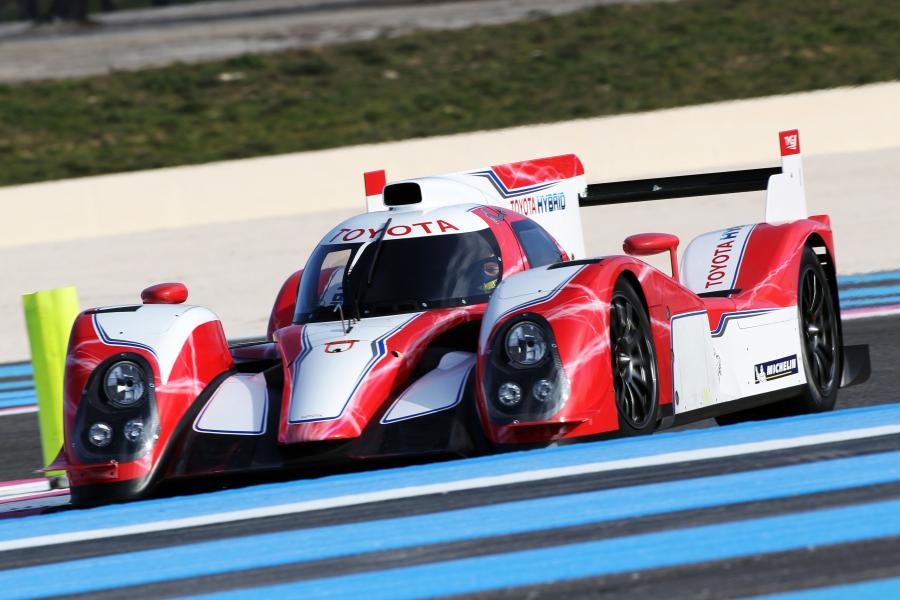  Toyota TS030 Hybrid 2012 года  (фото 32 из 39)